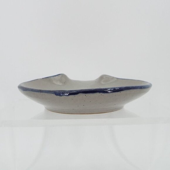 Rowe Pottery Salt Glazed Stoneware Floral Bloom Spoon Rest - Picture 6 of 11